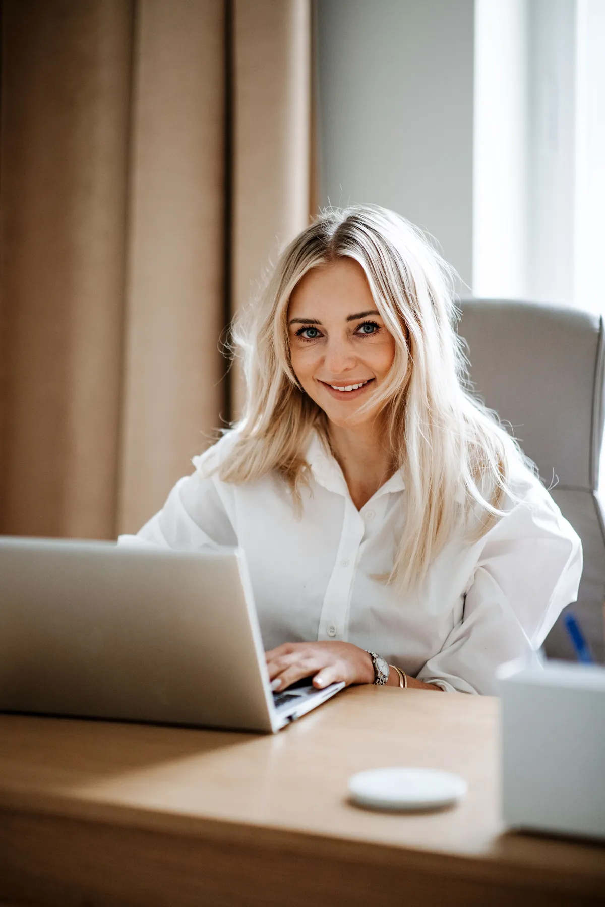 Dr. Karolina Wróblewska at work at the BWLAW office